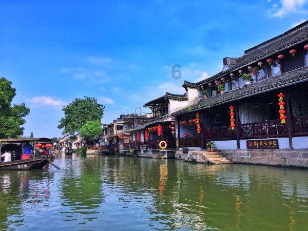 攀登高峰